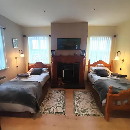 Ben Levy House Suite, Village