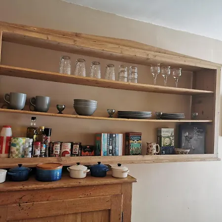 Ben Levy House Suite, Village Appartement