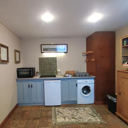 Ben Levy House Suite, Village Clonbur